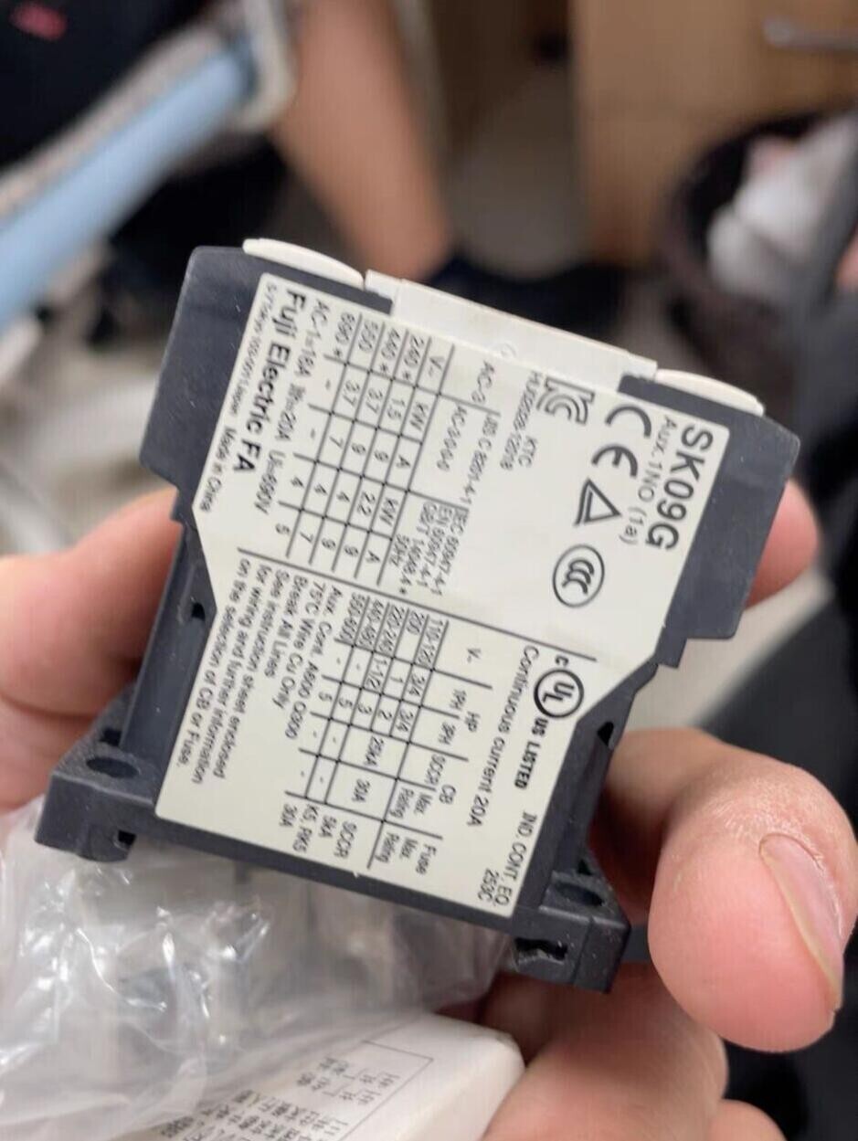 1PC Fuji Electric SK09G-E10 SK09GE10 24VDC 1NO DC Contactor
