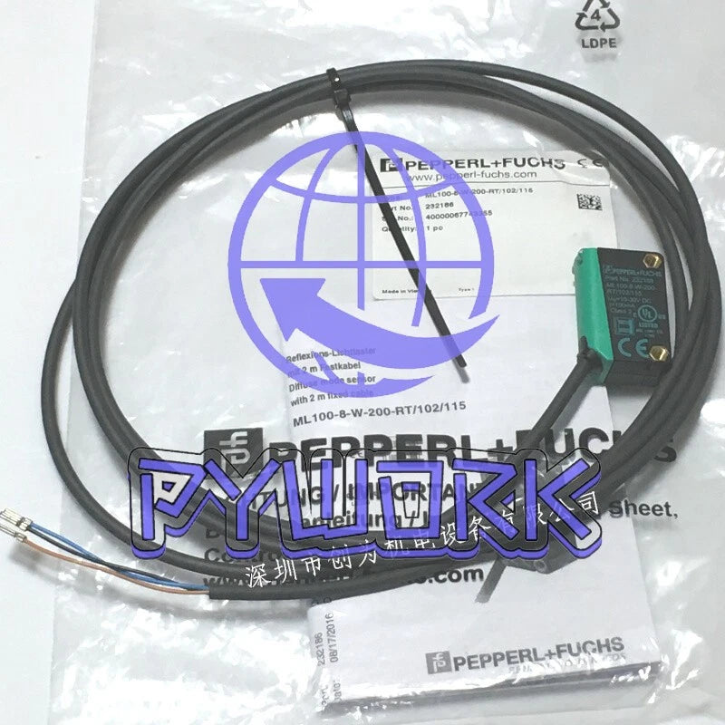 1PCS PEPPERL + Fuchs ML100-8-W-200-RT/102/115 232186 photoelectric sensor