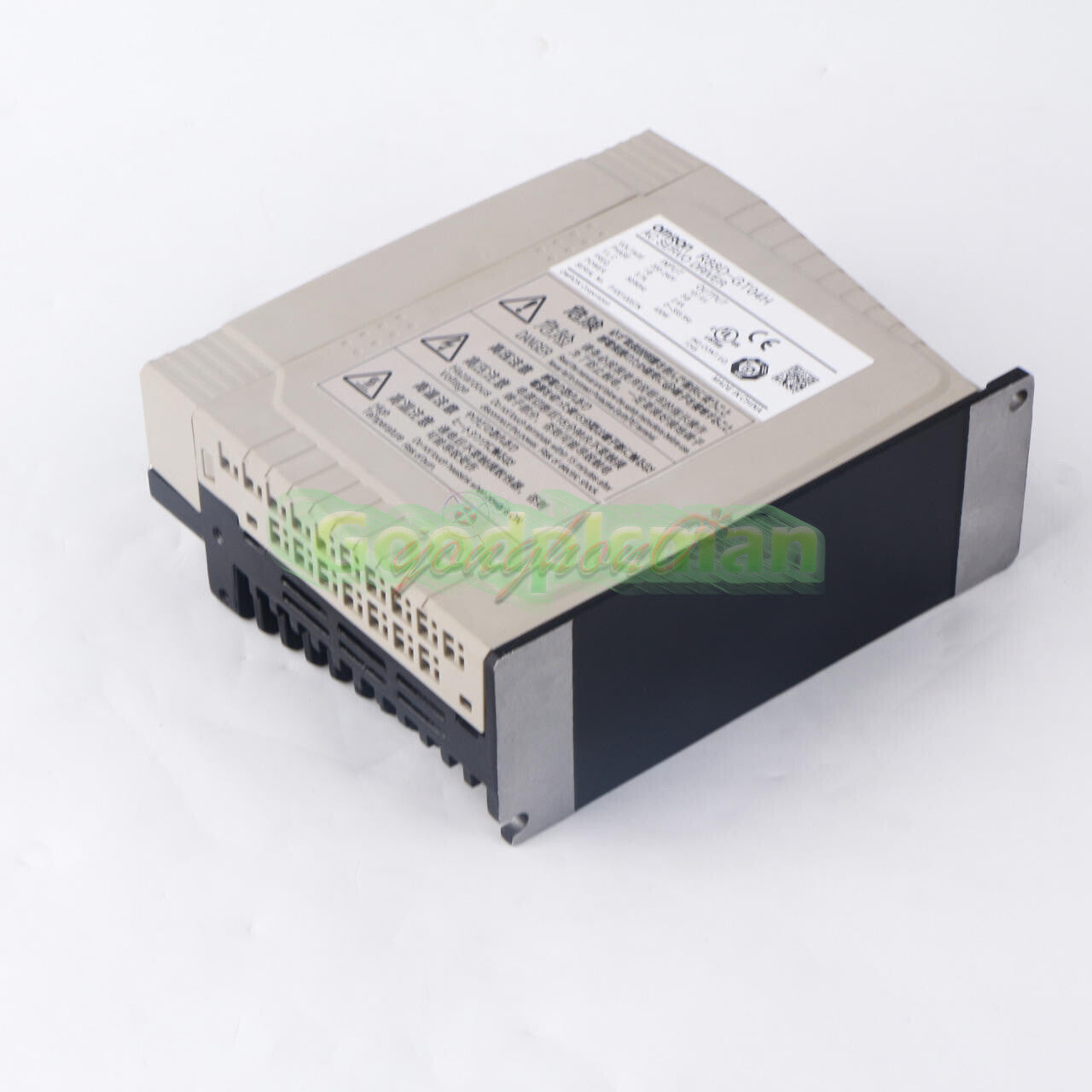 1PC OMRON Servo Drive R88D-GT04H