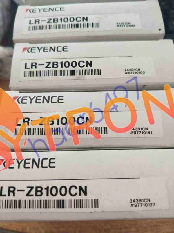 1PC Keyence LR-ZB100CN LRZB100CN Sensor In Box