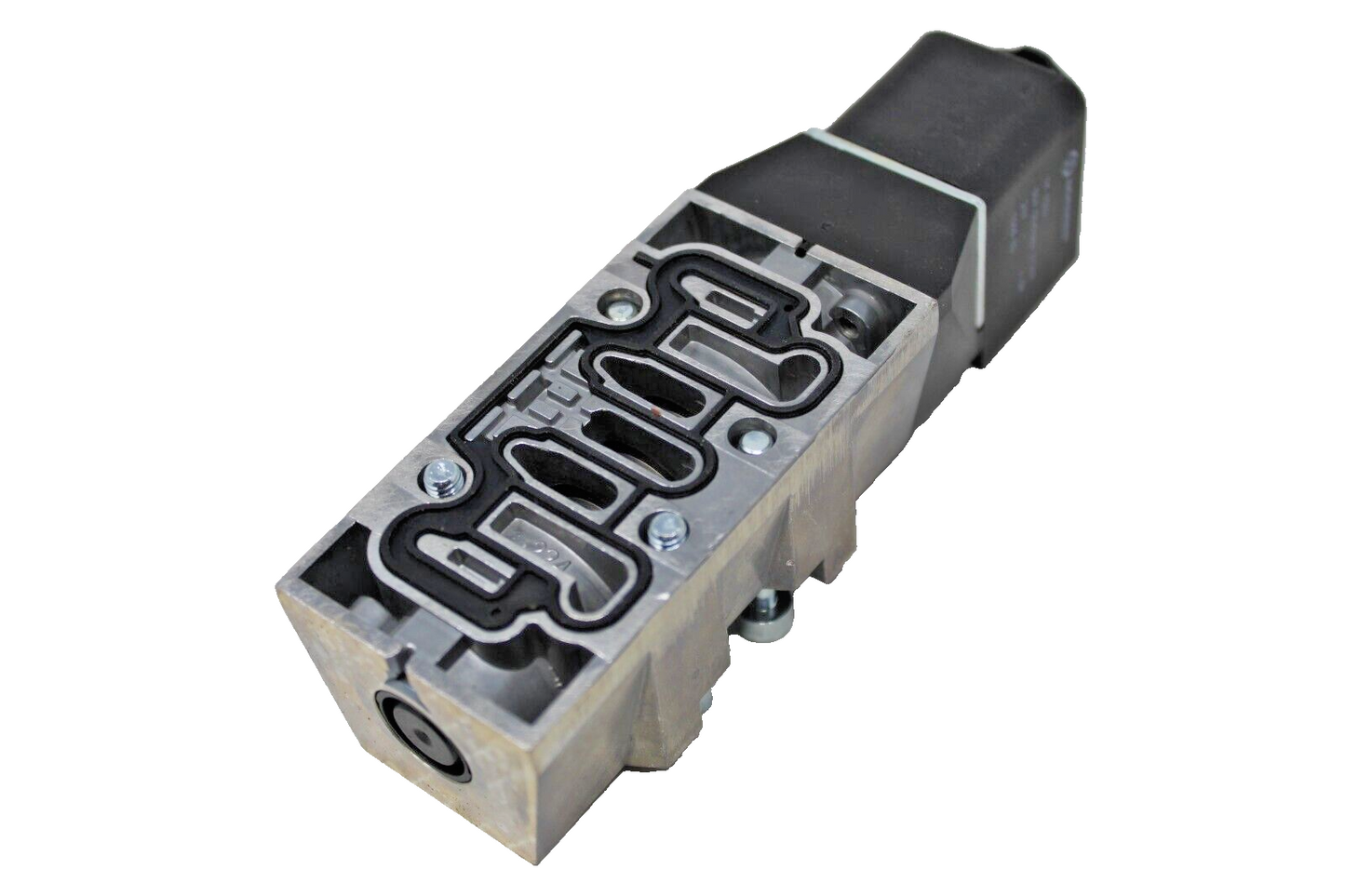 new Norgren SXE9573-180-00 Solenoid Valve - NORGREN