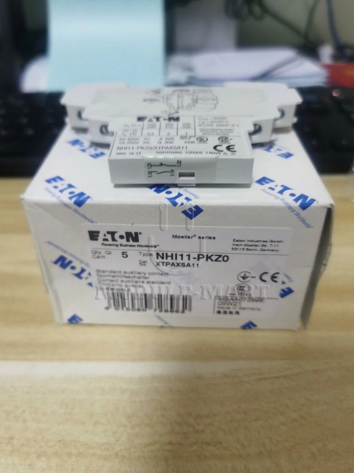 EATON MOELLER NHI11-PKZ0 Auxiliary Contact NHI11PKZ0 Free Shipping