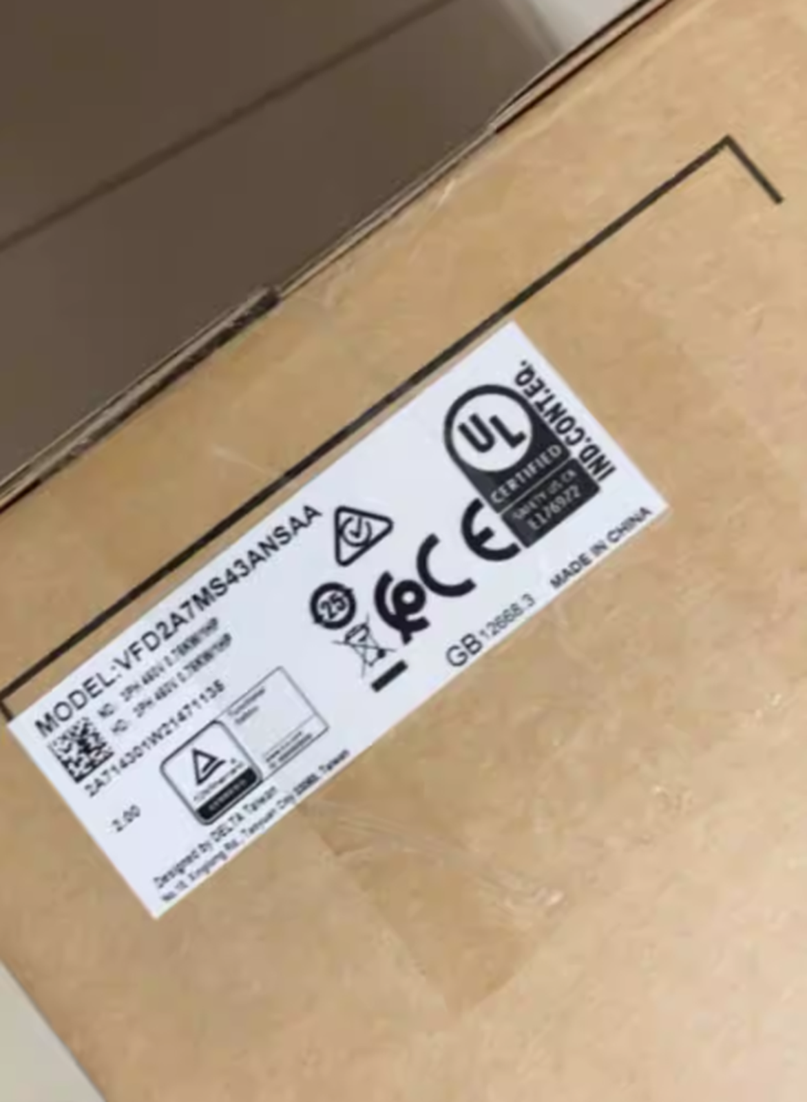 Delta Vector Motion Controller 3-phase 380V 0.75kW Vector Control Inverter - DELTA