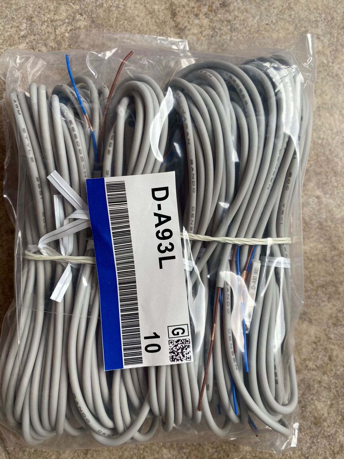 new 1PC SMC D-A93L Magnetic Reed Switch DA93L 3C-D-A93L - SMC