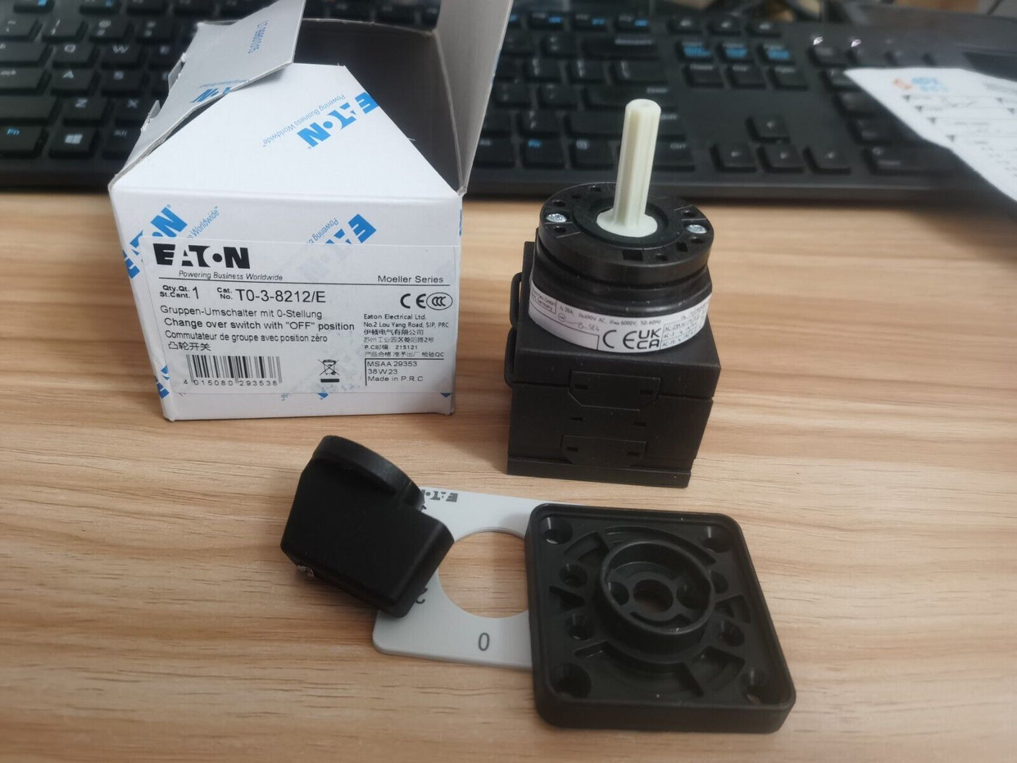 new 1PCS Eaton Moeller T0-3-8212/E Switch - EATON MOELLER