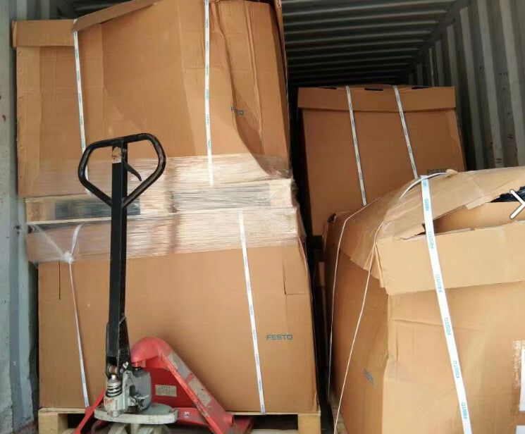 1PC FESTO 8086013 VRPA-LM-R14-Q8 Free shipping