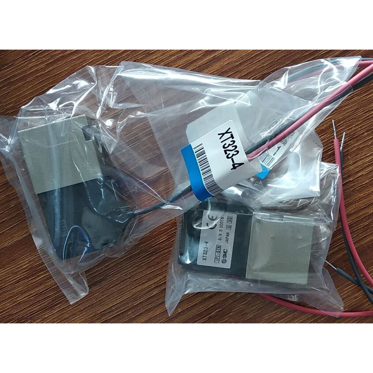 New ONE SMC XT323-4 Solenoid Valve ONE Year - ONE
