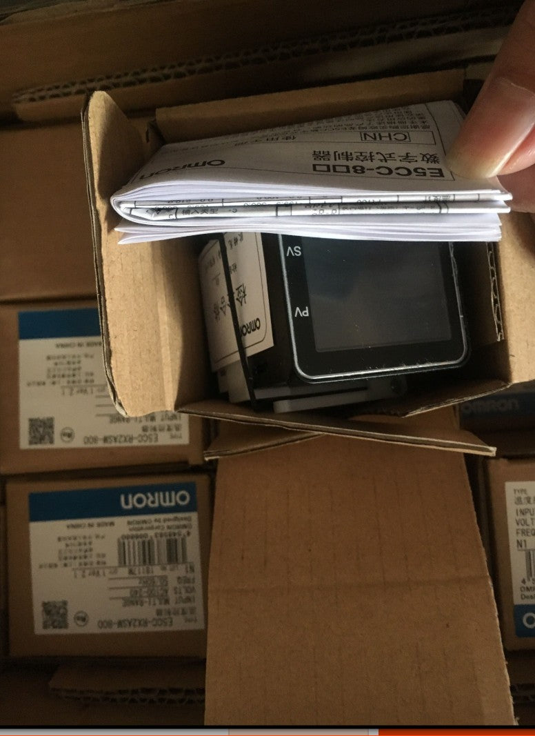 OMRON E5CC-RX2DSM-800 Temperature controller Free shipping #FF