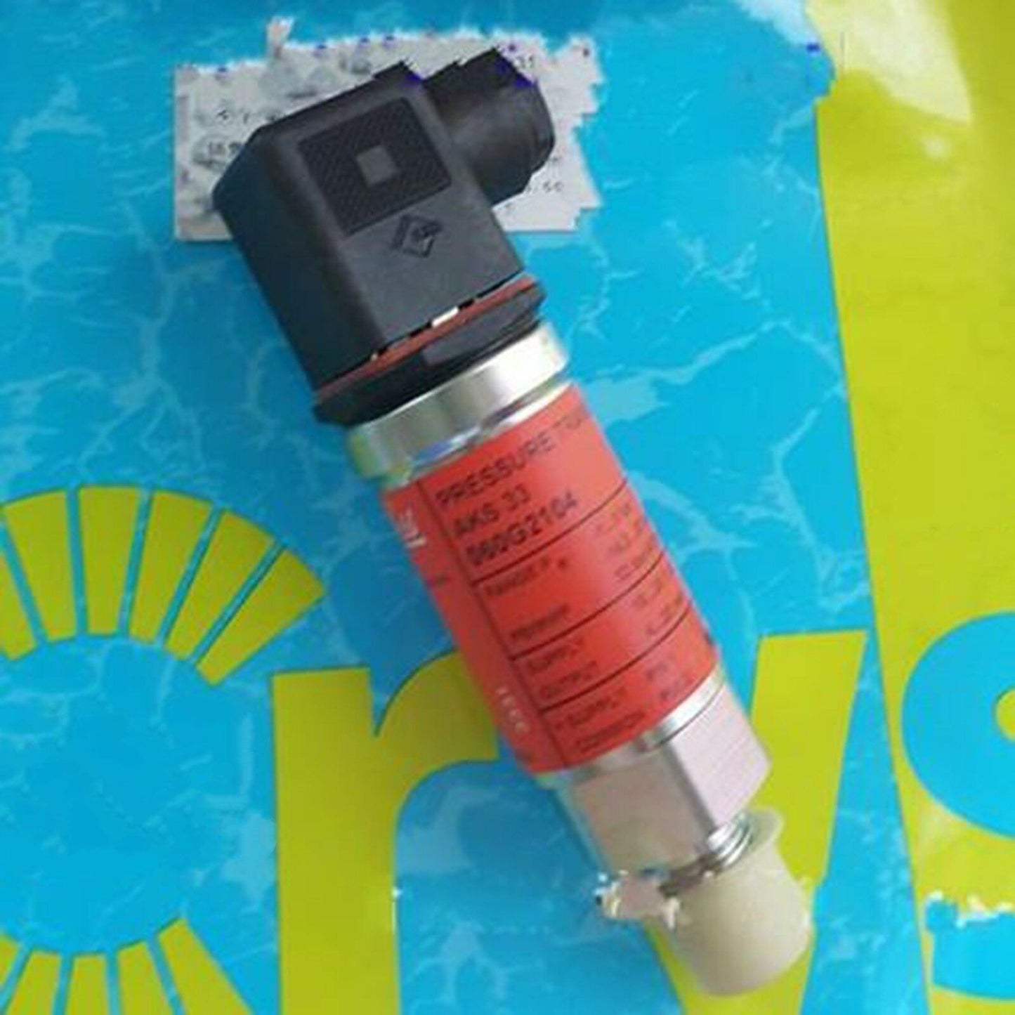 Danfoss AKS 33 060G2104 Pressure Transmitter - DANFOSS