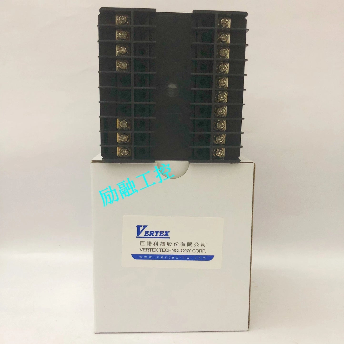 1pcs VT9626+/SSR/TC Temperature Controller