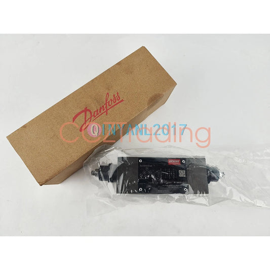 1PC Danfoss Vickers DGMFN-5-Y-A2W-B2W-30 Flow Control Valve