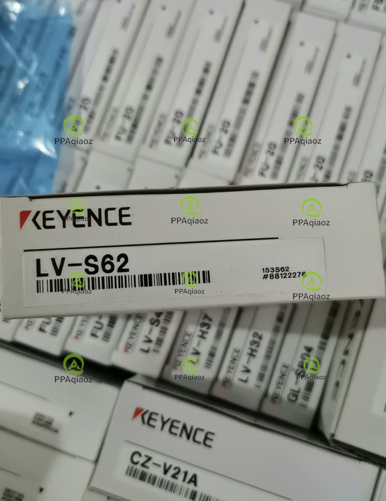 KEYENCE LV-S62 Proximity Switch Sensor - KEYENCE