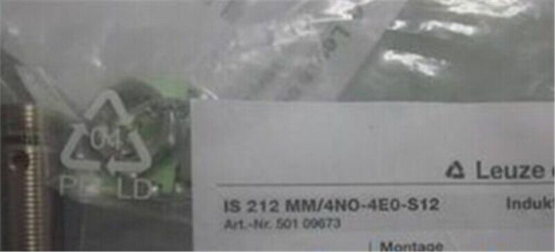 1 unit Leuze IS212MM/4NO-4E0-S12 cc - LEUZE