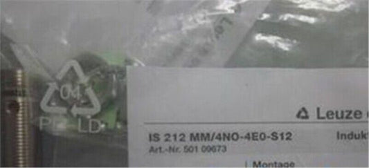 1 unit Leuze IS212MM/4NO-4E0-S12 cc - LEUZE