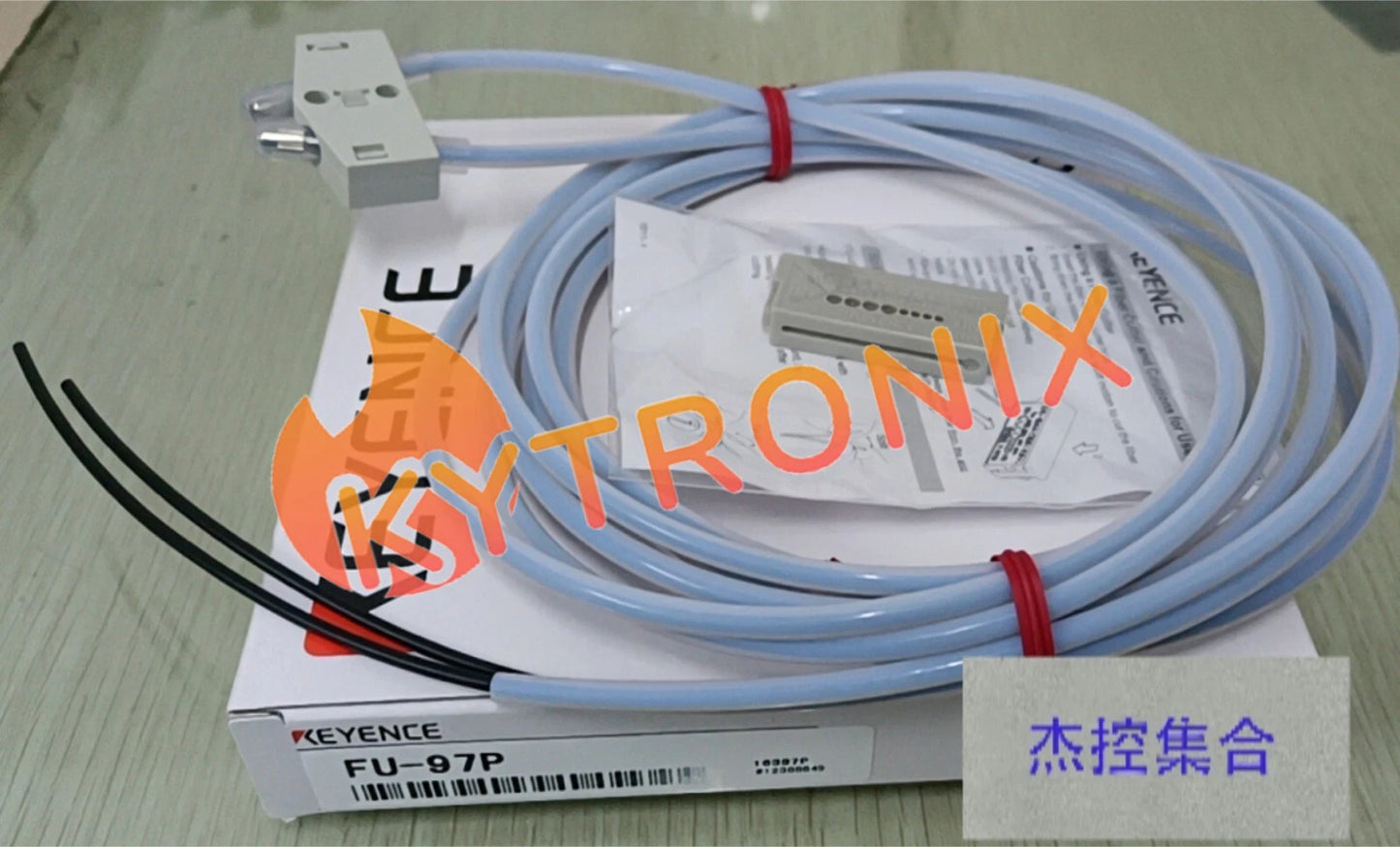 1Pcs KEYENCE FU-97P Optical Fiber sensor