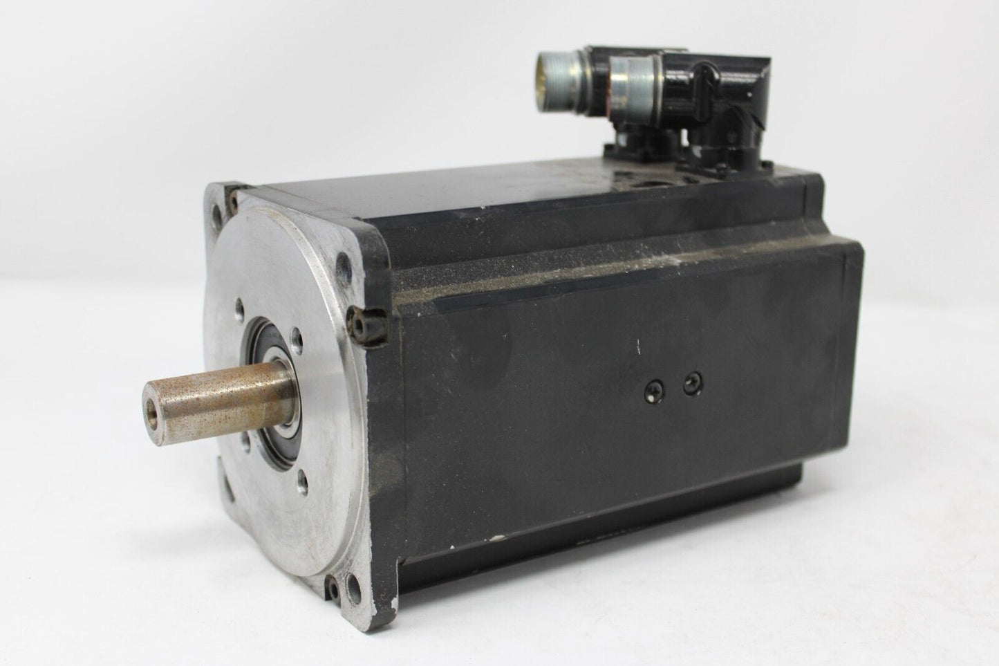 used Pacific Scientific PMA42P-01100-00 Servo Motor - PACIFIC SCIENTIFIC