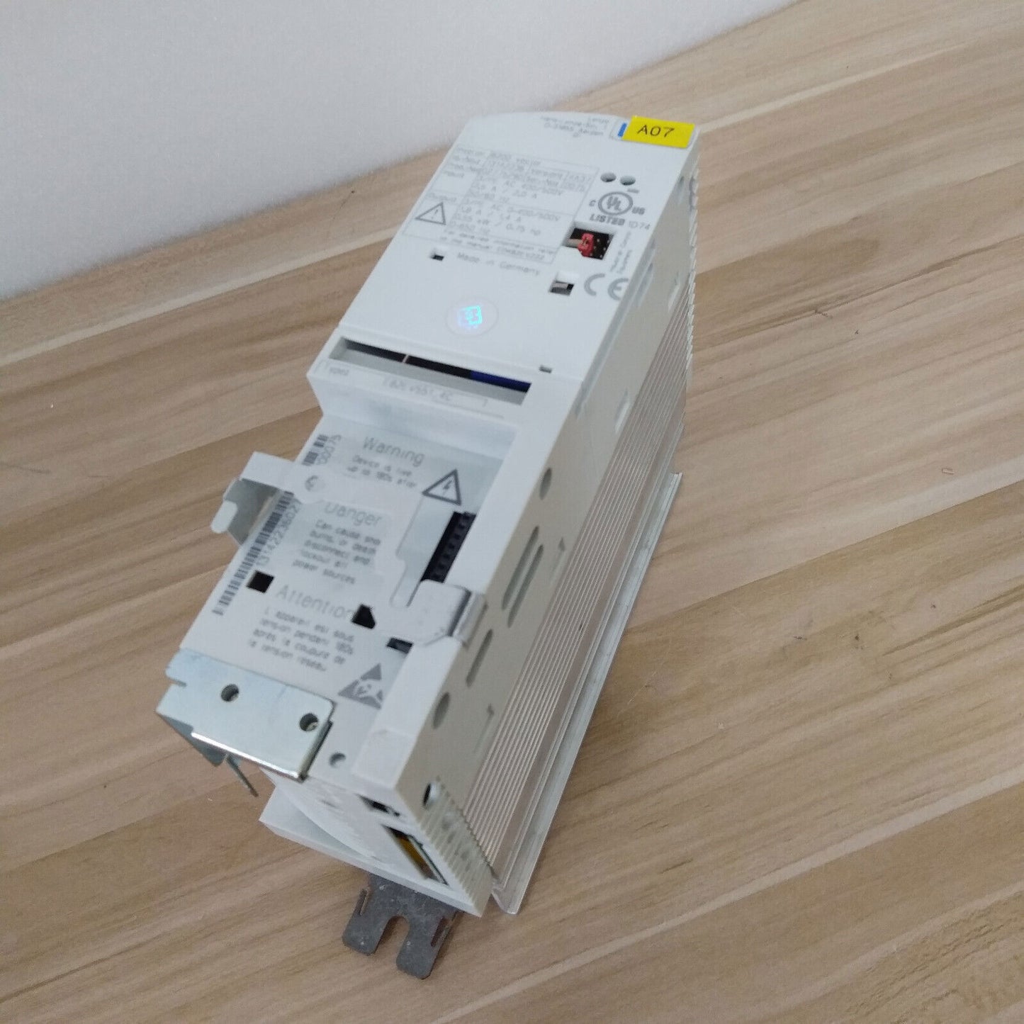 Used Lenze INVERTER E82EV551-4C refurbished – 24h support - LENZE