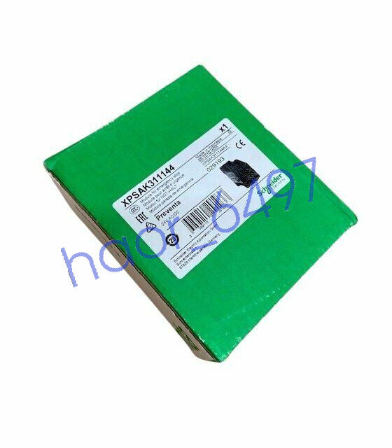 new Schneider Electric XPSAK311144 Emergency Stop Relay Module Preventa 24v AC DC
