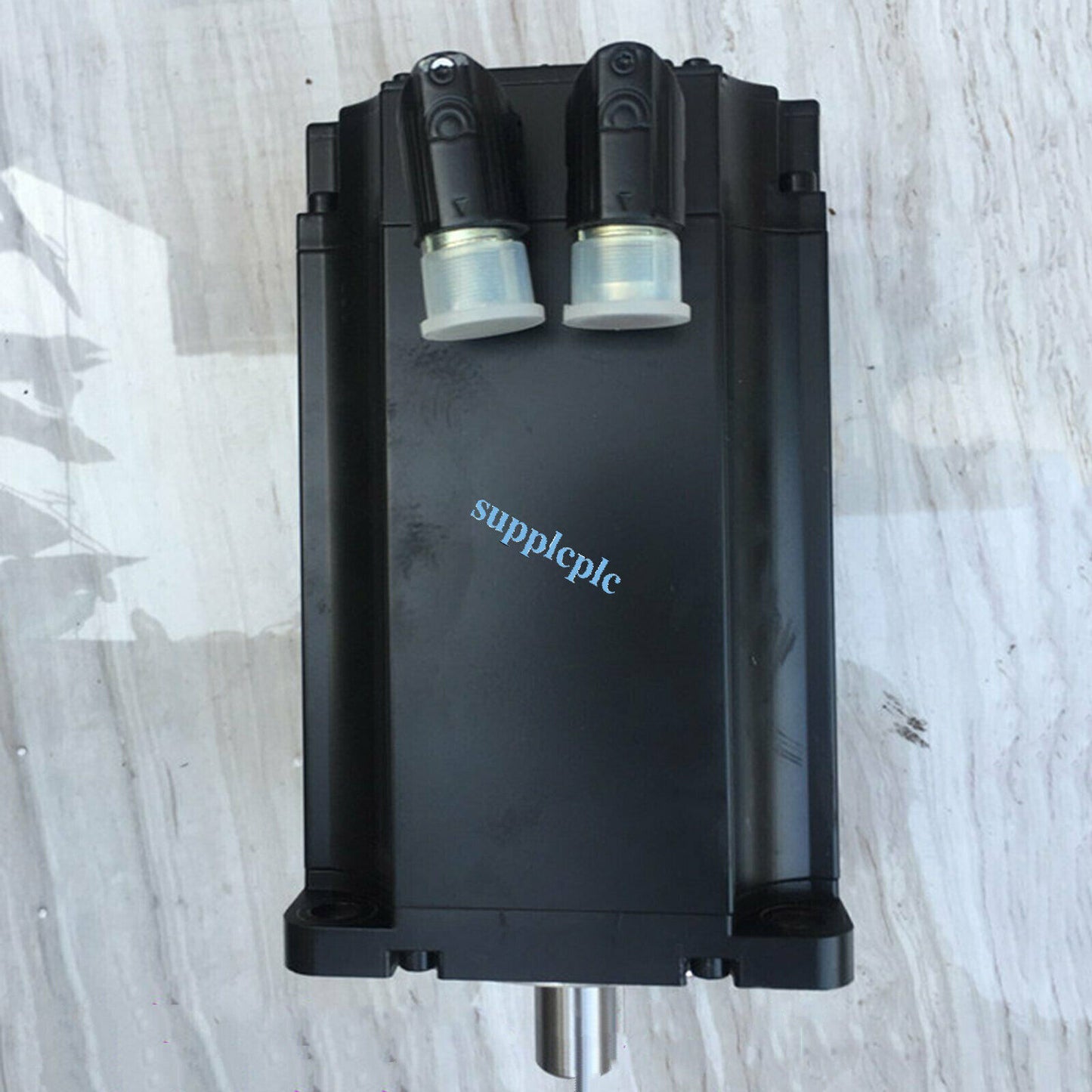 used B&R 8LSA55.R0030D100-0 Tested in Good Condition - B&R