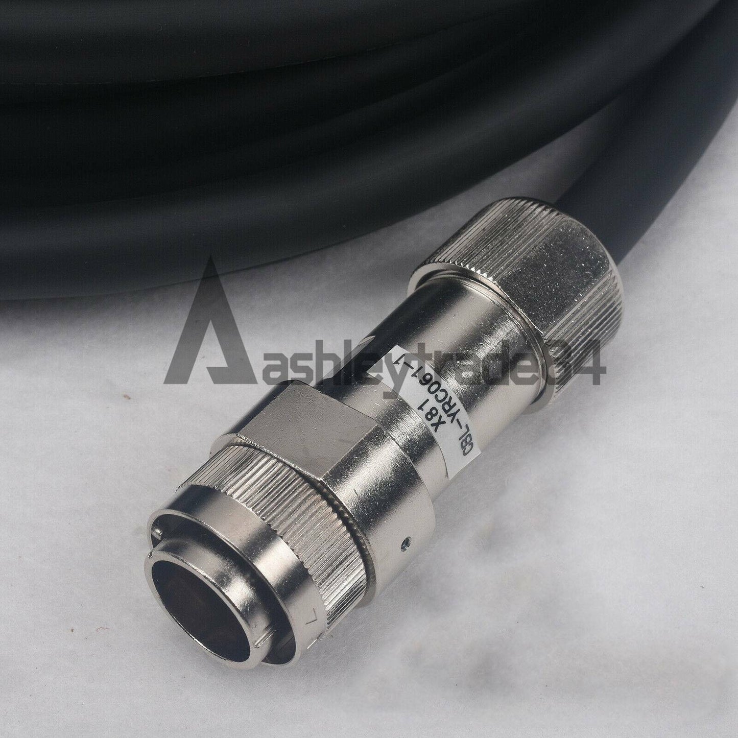 new 1PC Yaskawa CBL-YRC061-1 Robot Teacher Cable CBLYRC0611 In Box 8M