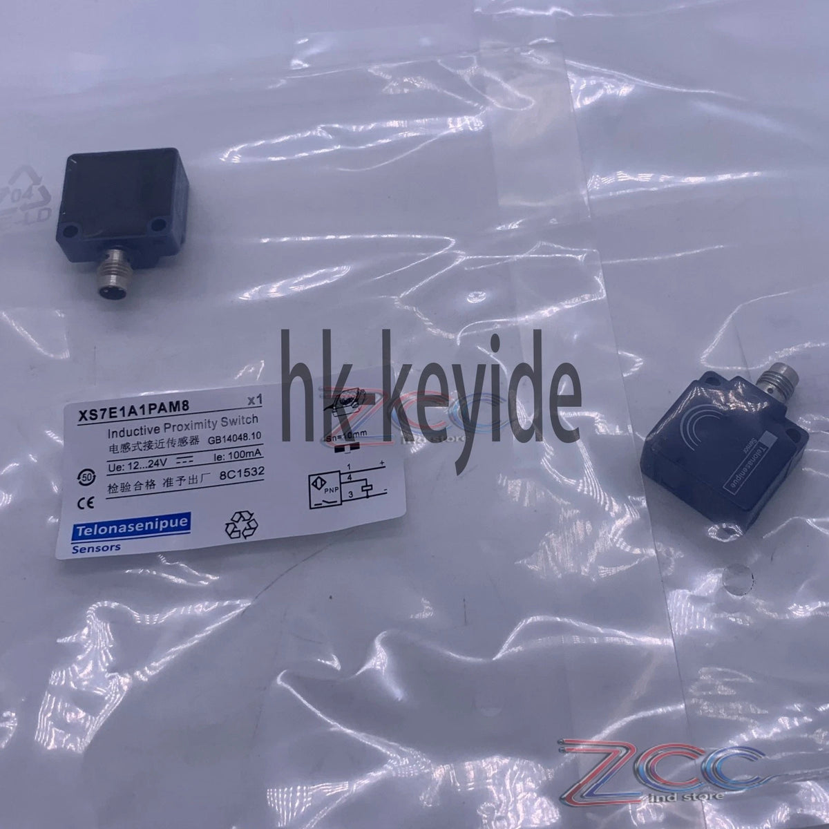 1Pcs sensors XS7E1A1PAM8 Free shipping