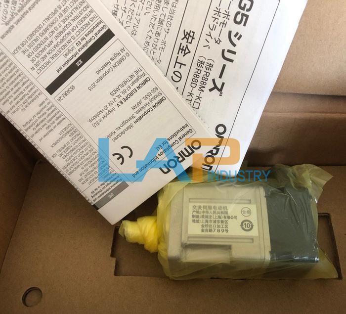 OMRON R88M-K05030H-S2-Z AC Servo Motor 1PCS New - OMRON