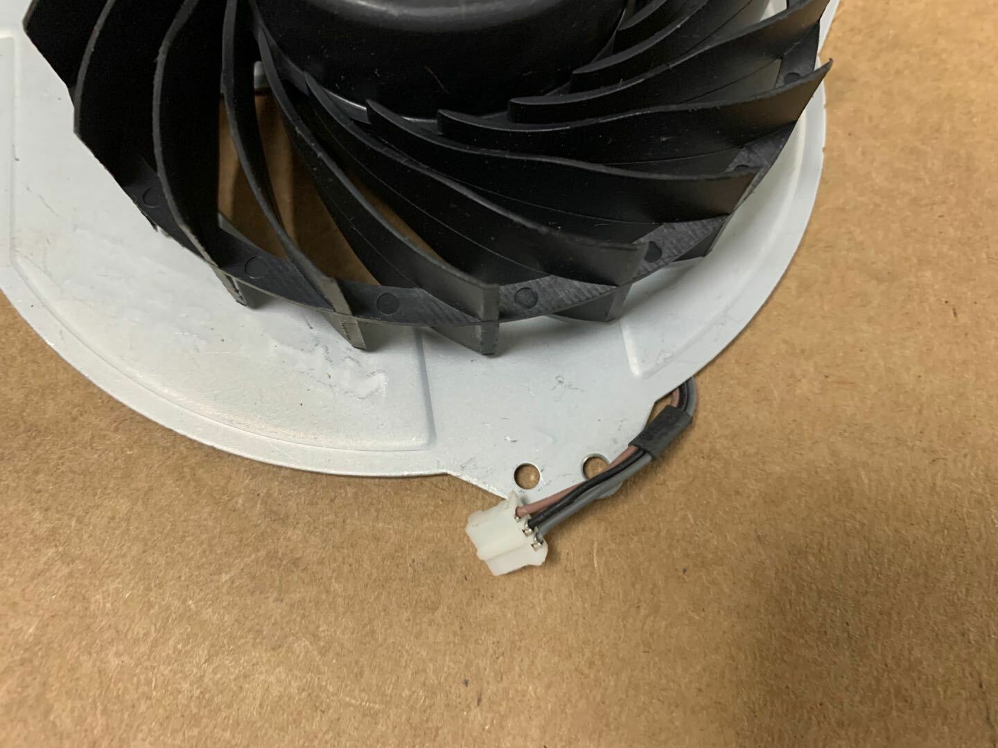 used Sony PlayStation 4 PS4 Pro Internal Fan Nidec G95C12MS1AJ-56J14 12VDC 2.10A