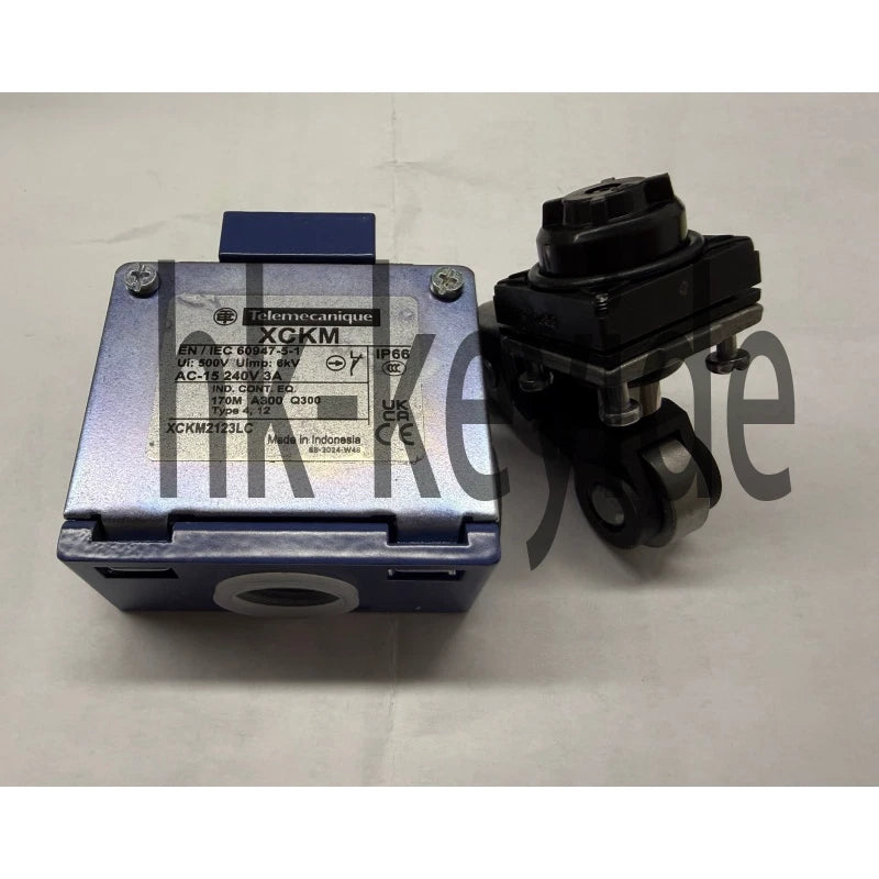 XCK-M2123LC SCHNEIDER Limit Switch