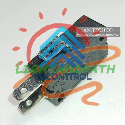 DKLD WD01-1 Micro Limit Switch 3 Pins 14A 250VAC 30A 36VDC No Press Lever #li