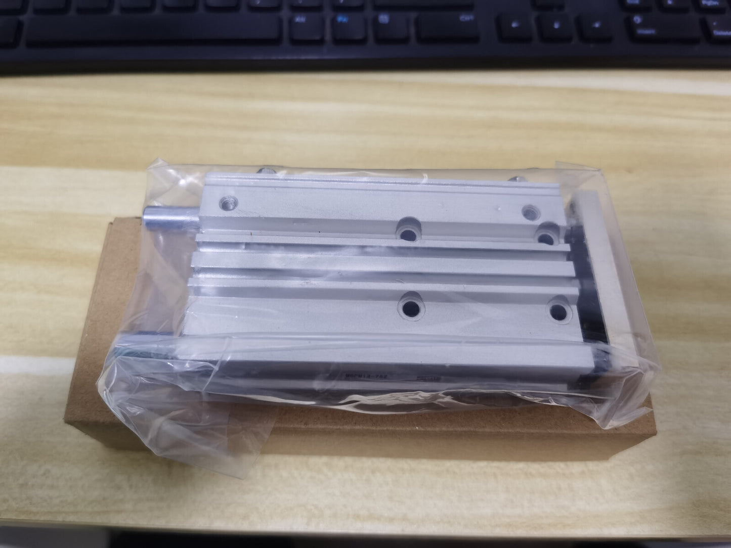 1PCS SMC MGPM12-75Z MGPM1275Z CYLINDER FREE SHIP #SM