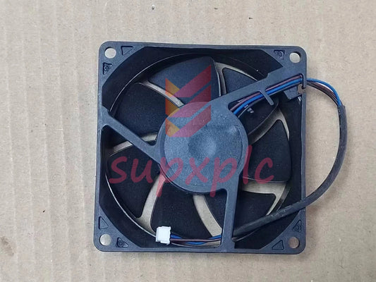 1PC Delta AUB0712HJ-00 BKC DC12V 0.4A three-line projector cooling fan