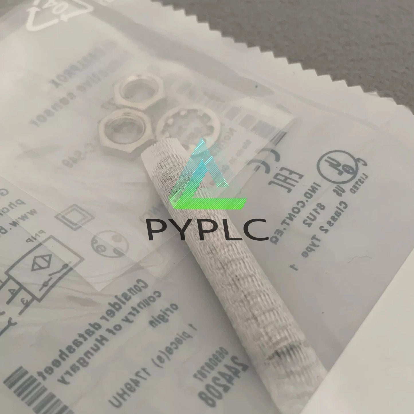 1pcs BALLUFF BES 516-324-G-E5-C-S49 (BES00P7) Sensor