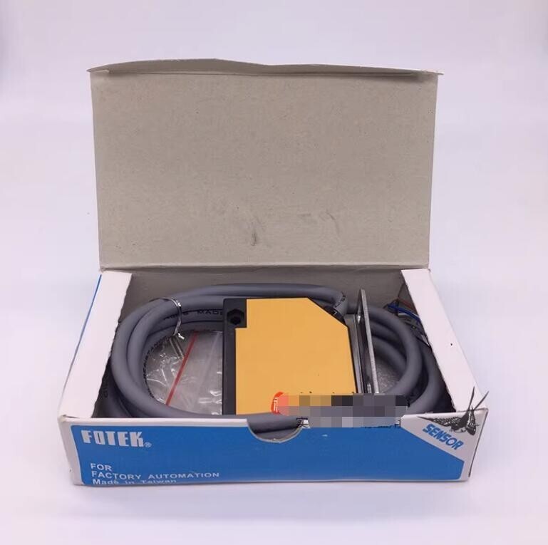 1PC Fotek A3R-30XP A3R30XP Photo Sensor In Box Free Ship
