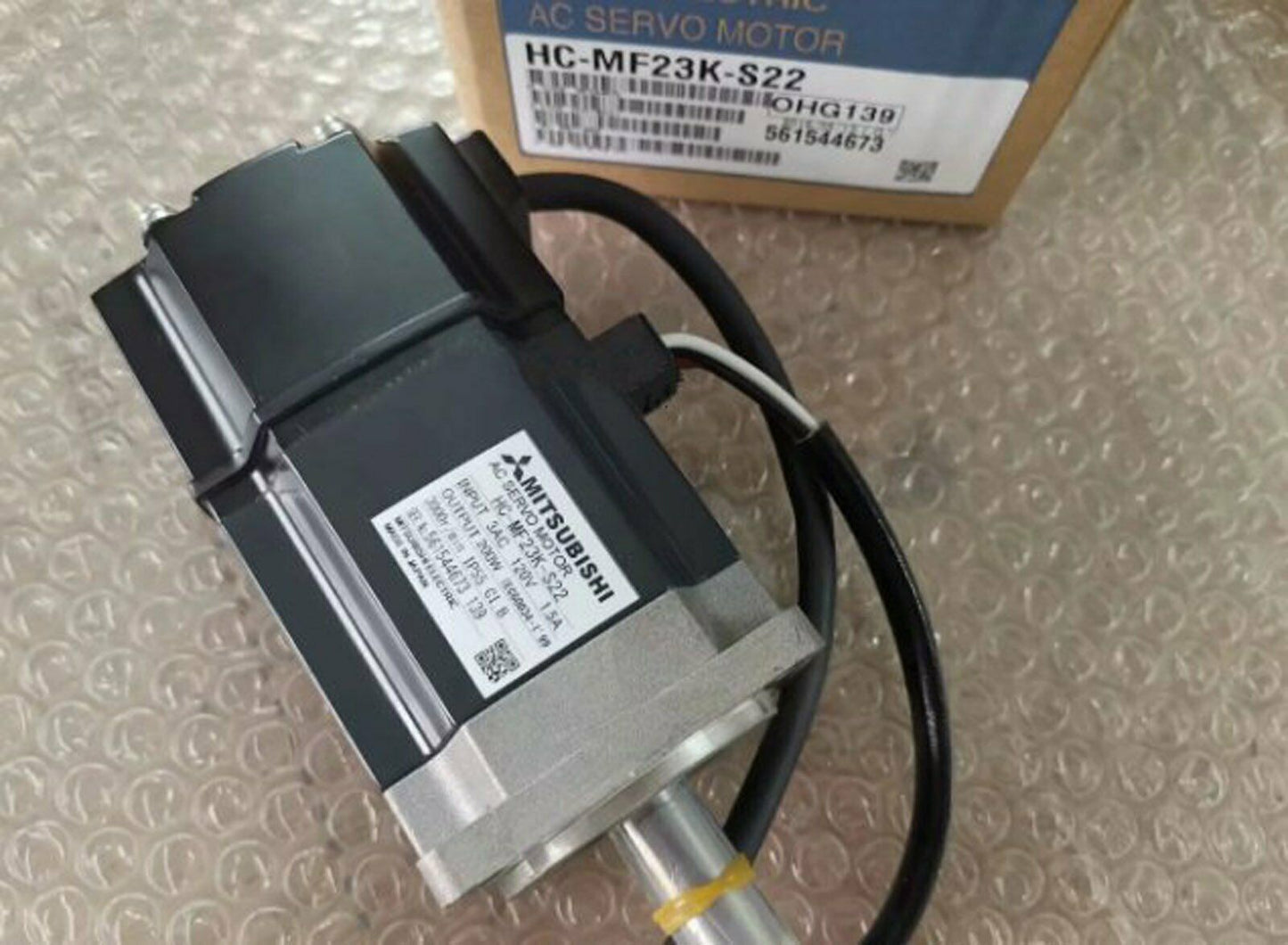 ONE Mitsubishi servo motor HC-MF23K-S22 Year - MITSUBISHI