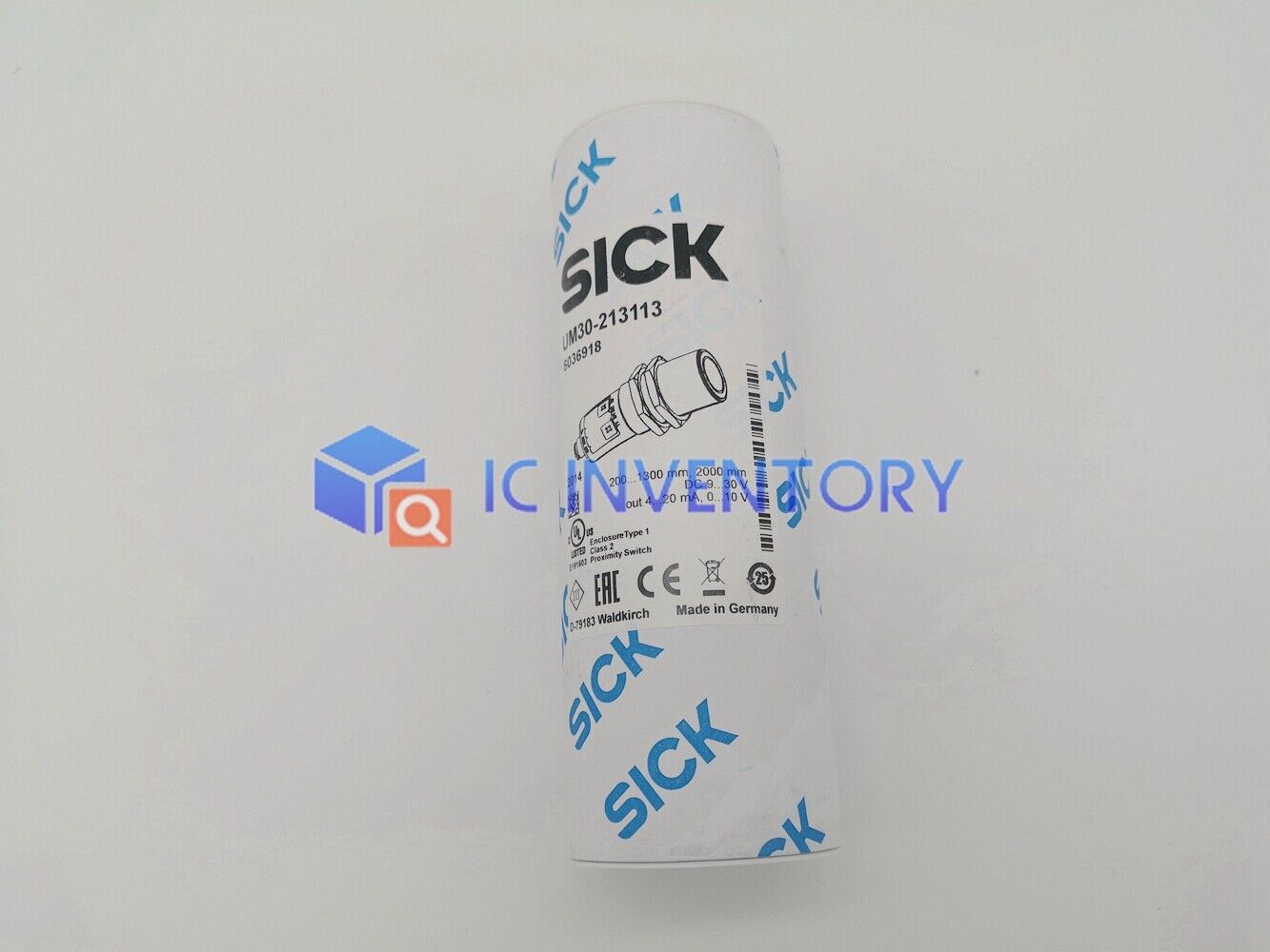 new SICK UM30213113 UM30-213113 ULTRASONIC SENSOR 0-10V 4-20 mA - SICK