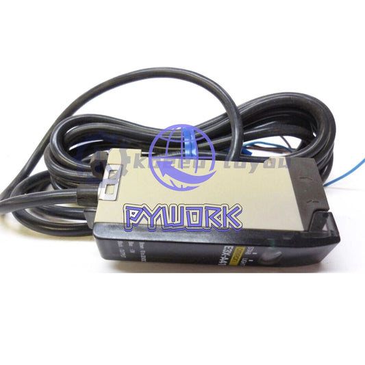 1Pcs Omron Optic Sensor Locator Signal Amplifier E3X-A41 Photoelectr