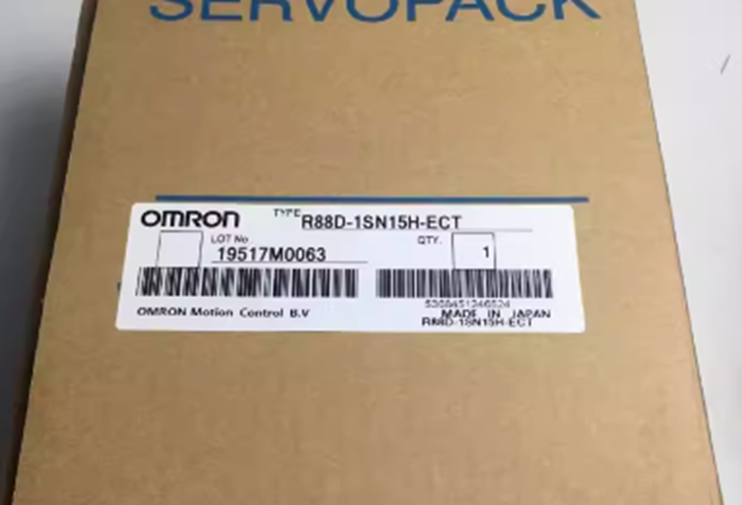Omron R88D1SN15HECT Servo Drive - OMRON