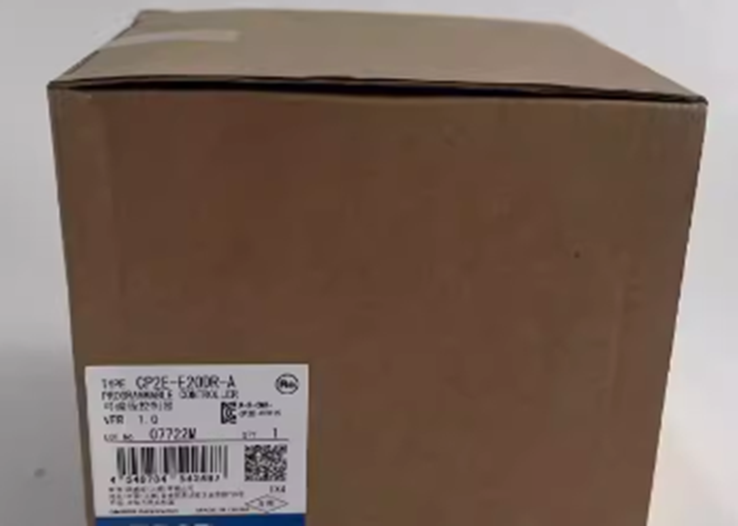 In Box Omron CP2EE20DRA PLC - OMRON