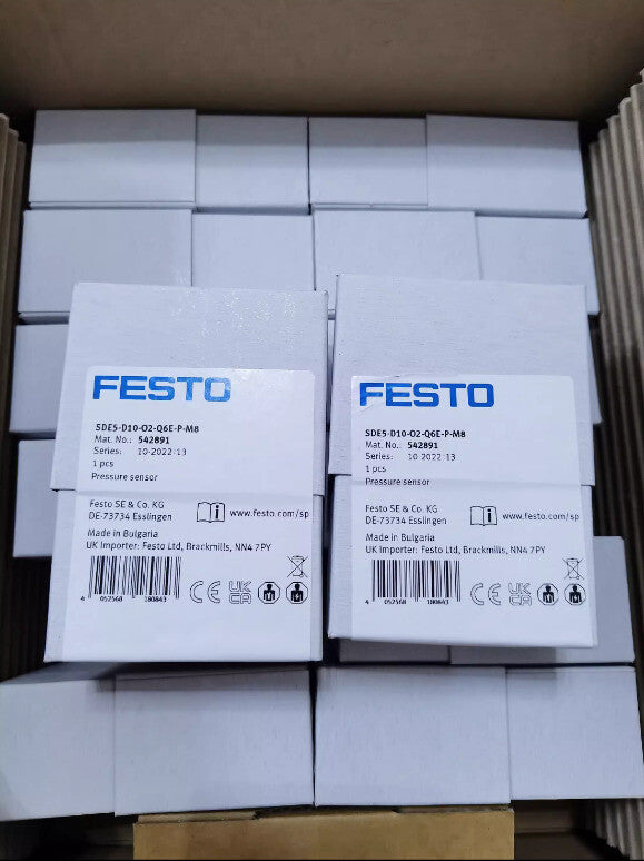 1PC Festo SDE5-D10-O2-Q6E-P-M8 542891 Pressure Sensor Free Ship