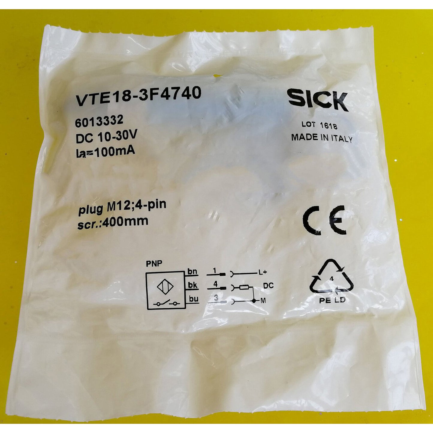 Proximity Switch Sensor VTE18-3F4740 - ONE SICK