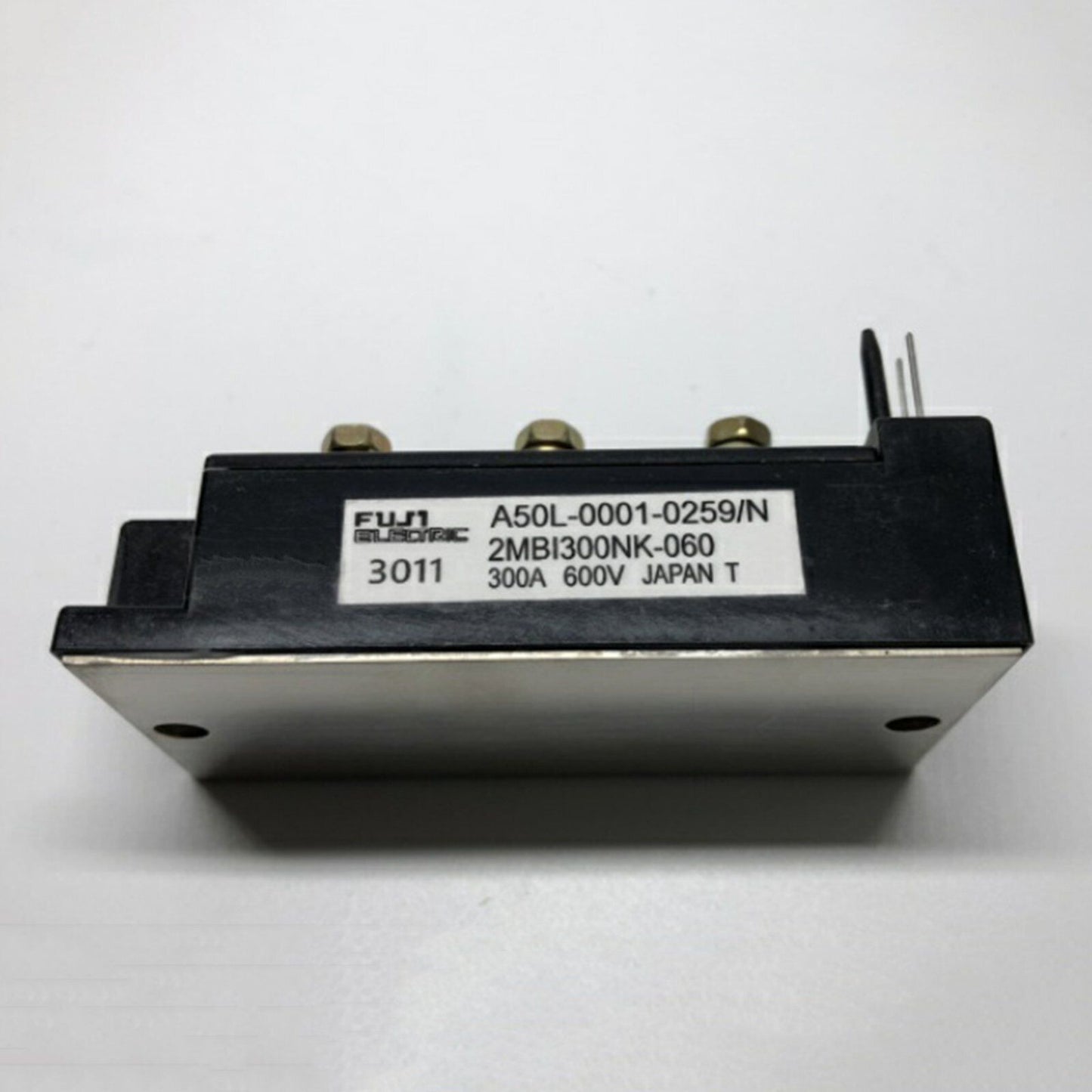 new One For FUJI 2MBI300NK-060 2MBI300NK060 A50L-0001-0259/N Module