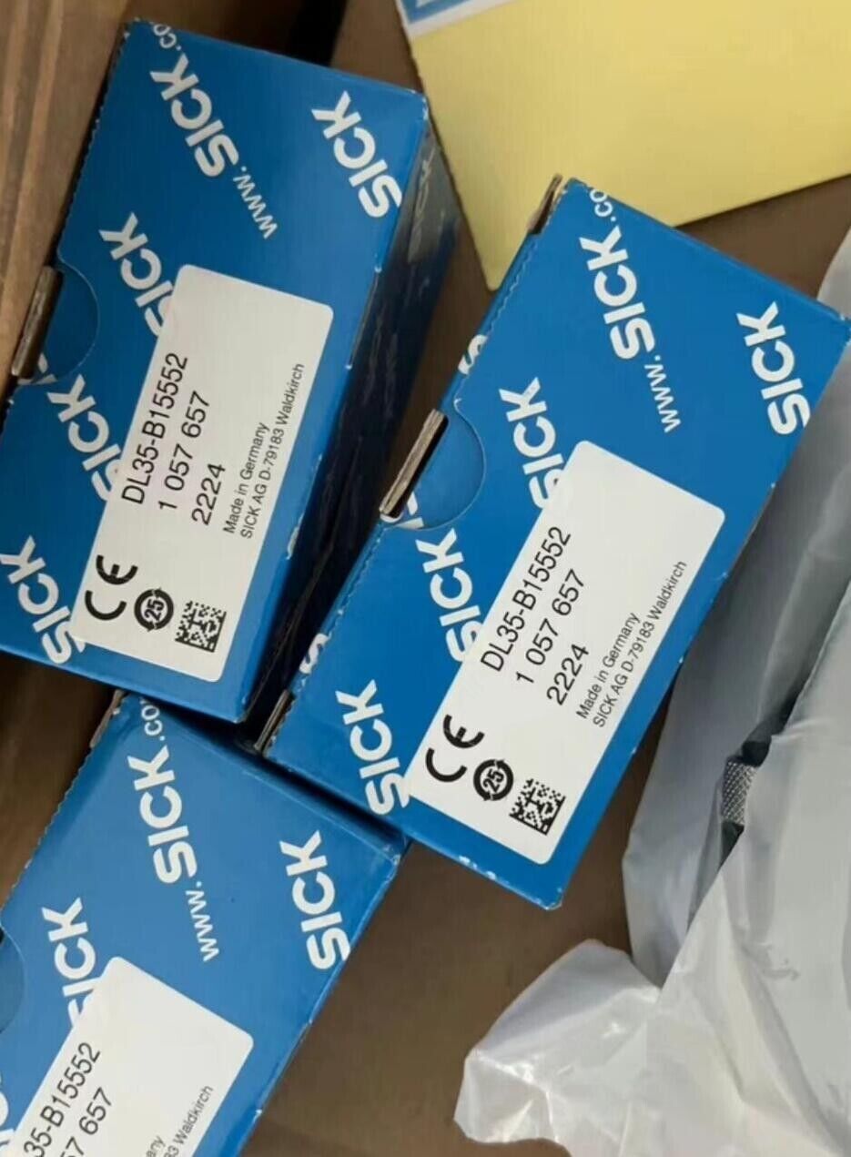 1PC Sick DL35-B15552 DL35B15552 1057657 Laser Sensor
