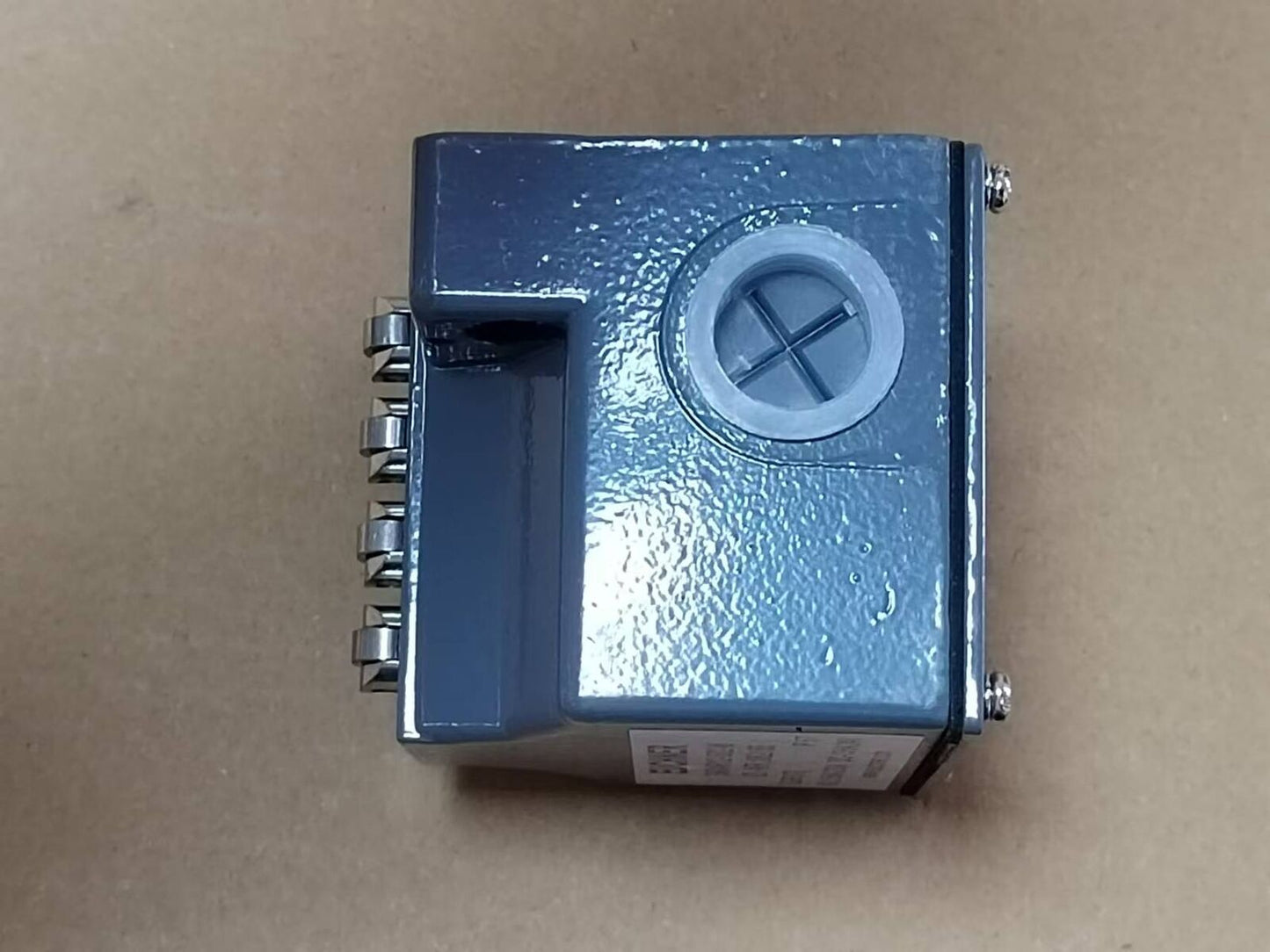 new EUCHNER SN04R12-502-M Limit Switch