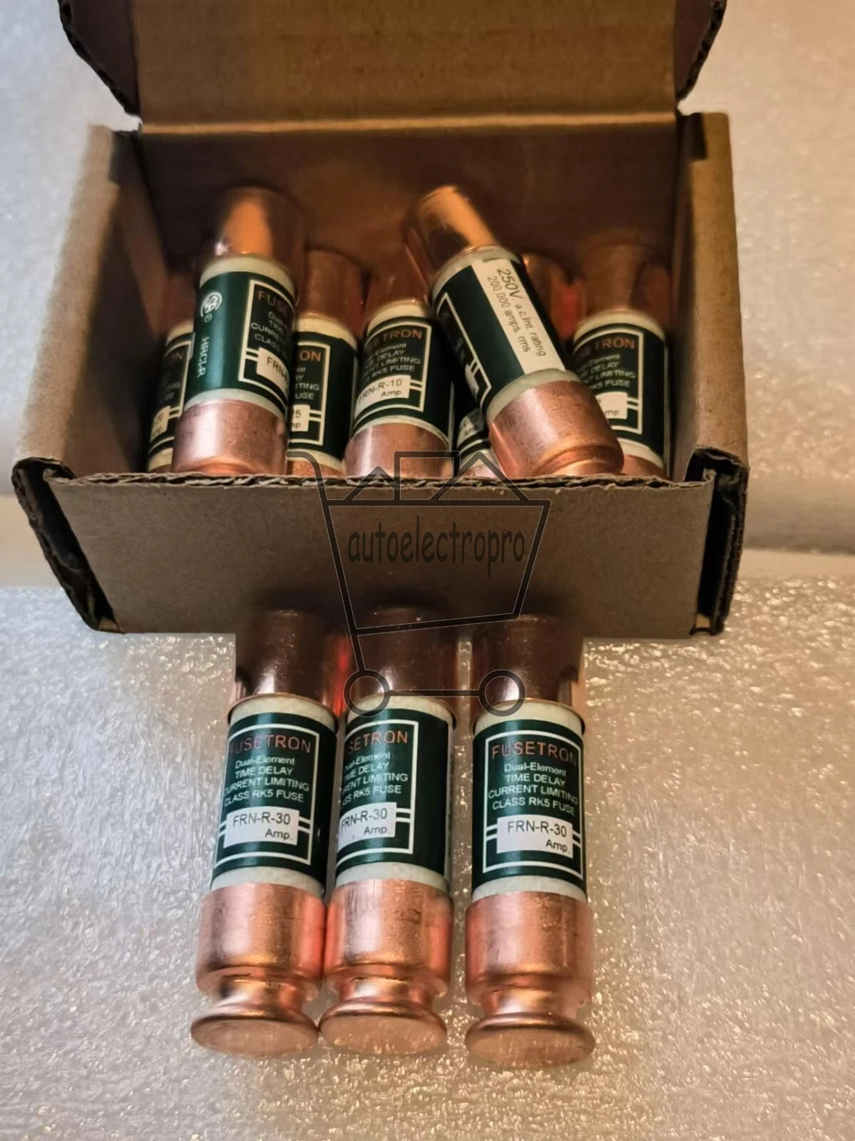 10 pack of Fusetron FRN-R-30 Fuse, 250V 30A, Class RK Time Delay