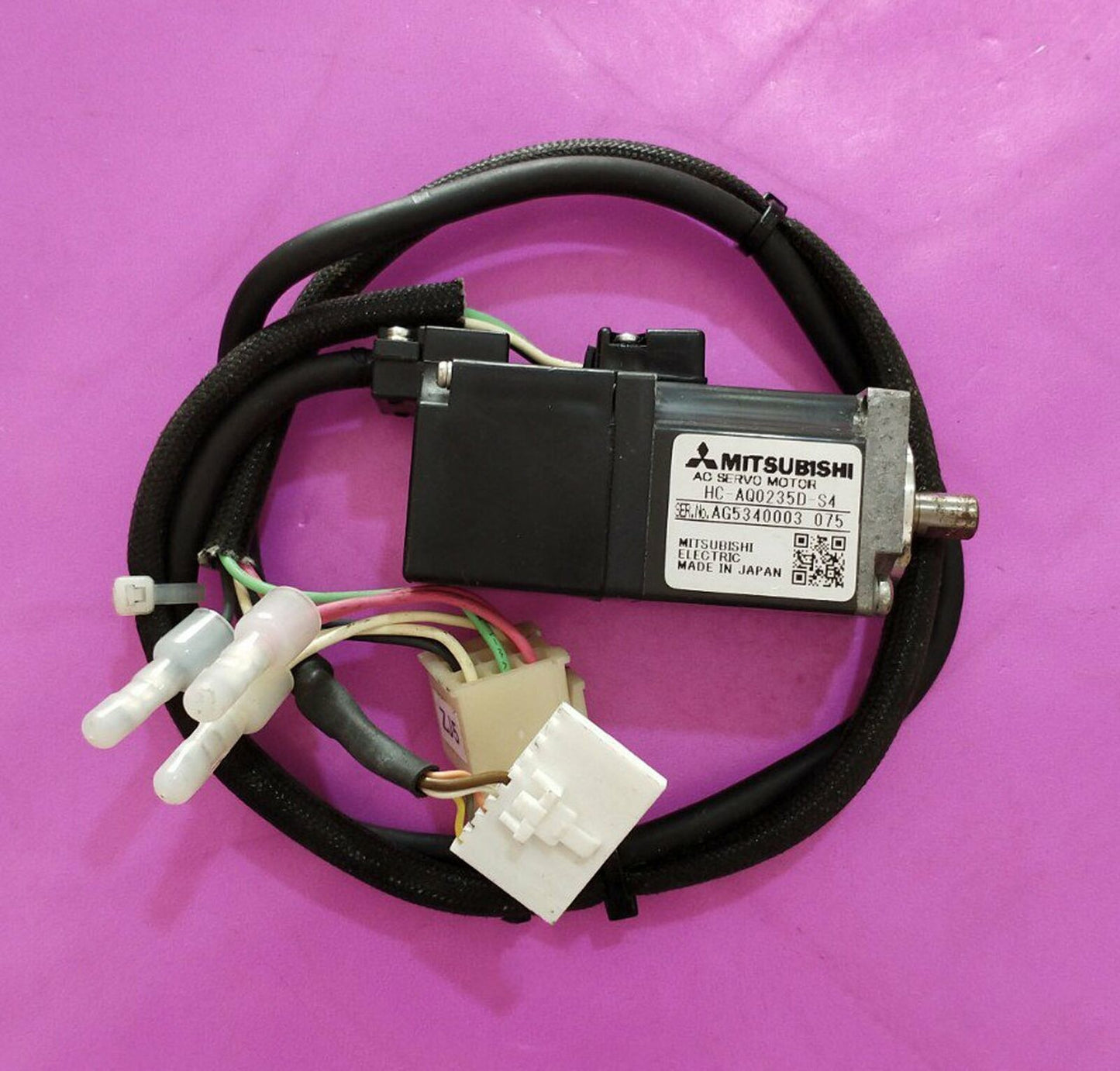 Mitsubishi servo motor HC-AQ0235D-S4 tested, used, in good condition - MITSUBISHI