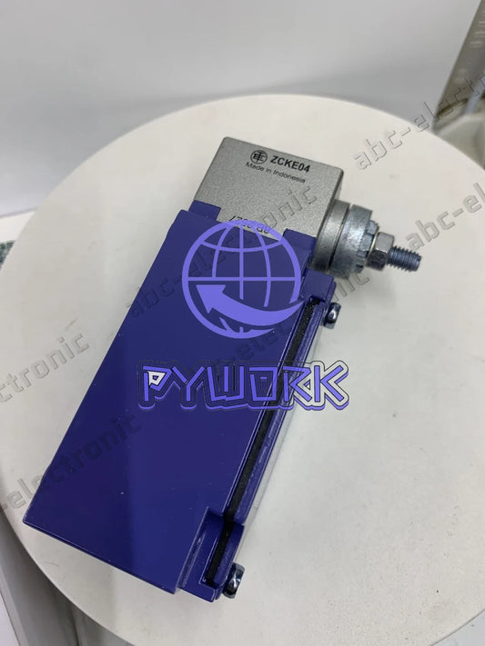 1Pcs Schneider ZCKE04 ZCKJ404H29~