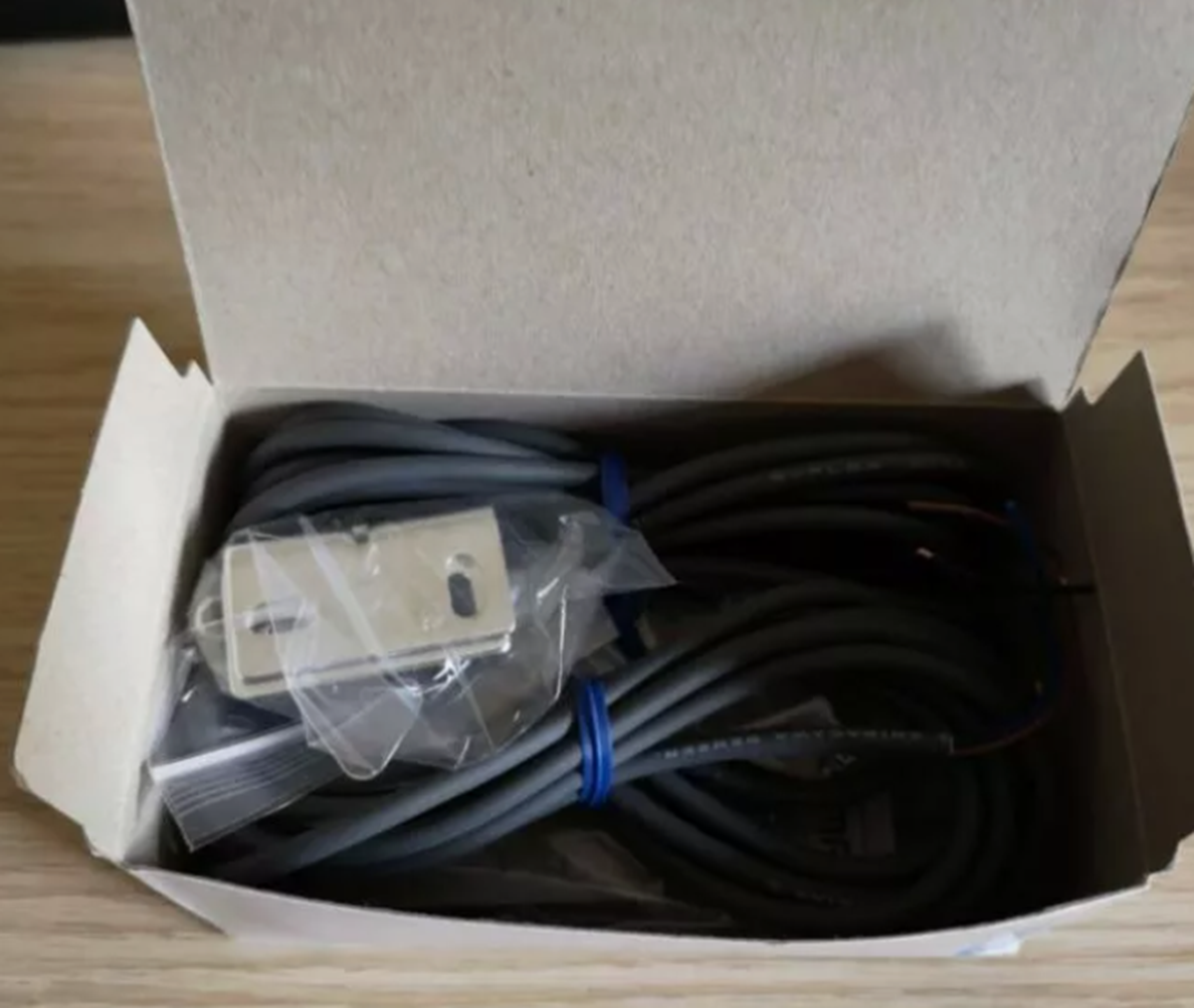Omron E3S-CT61 Photoelectric Switch Sensor - OMRON
