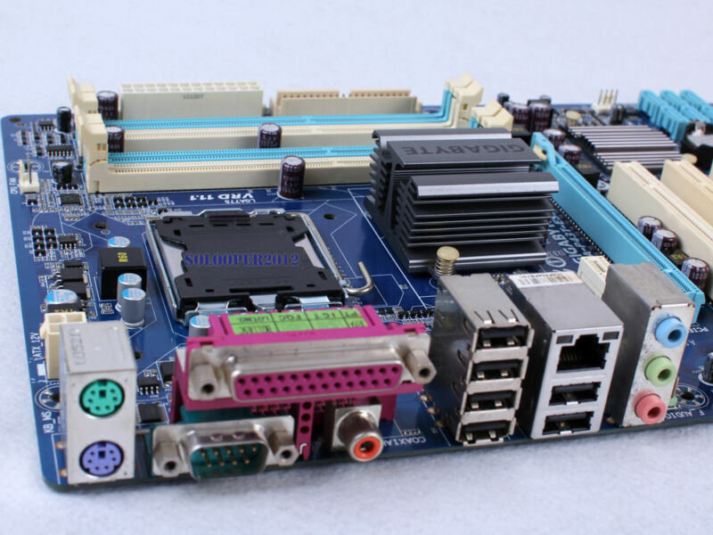 used Gigabyte GA-P43T-ES3G V1.3 Intel P43 Socket LGA 775 DDR3 Motherboard - GIGABYTE