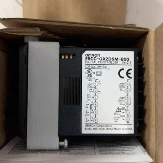 Omron E5CC-QX2DSM-800 Temperature Controller 24VAC/DC Free Ship