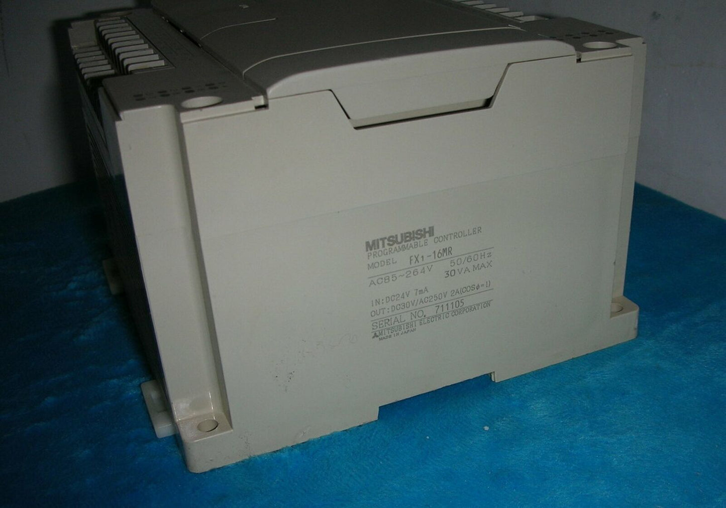 Used Mitsubishi FX1-16MR PLC in excellent condition - MITSUBISHI
